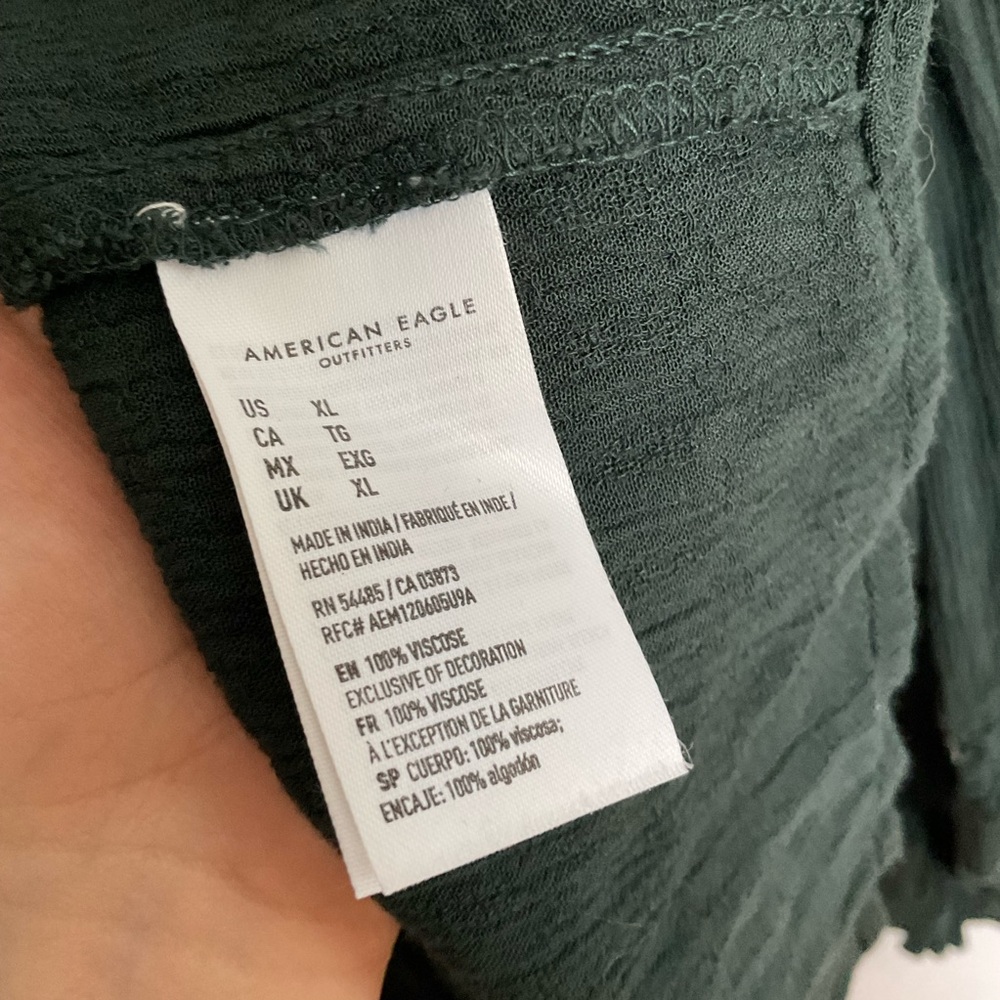 American Eagle Smocked V-neck Button Front Top Forest Green Boho XL - Picture 6 of 7